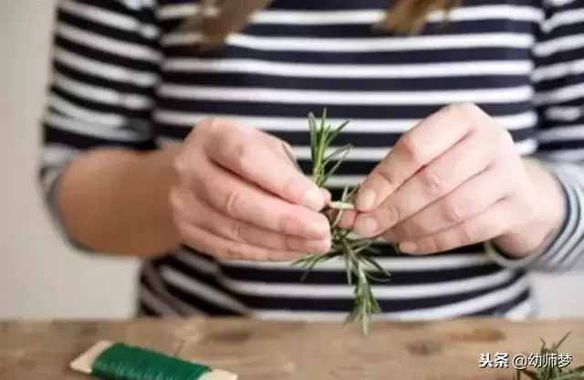 太美了！創(chuàng)意圣誕元旦賀卡制作教程，拿走不謝