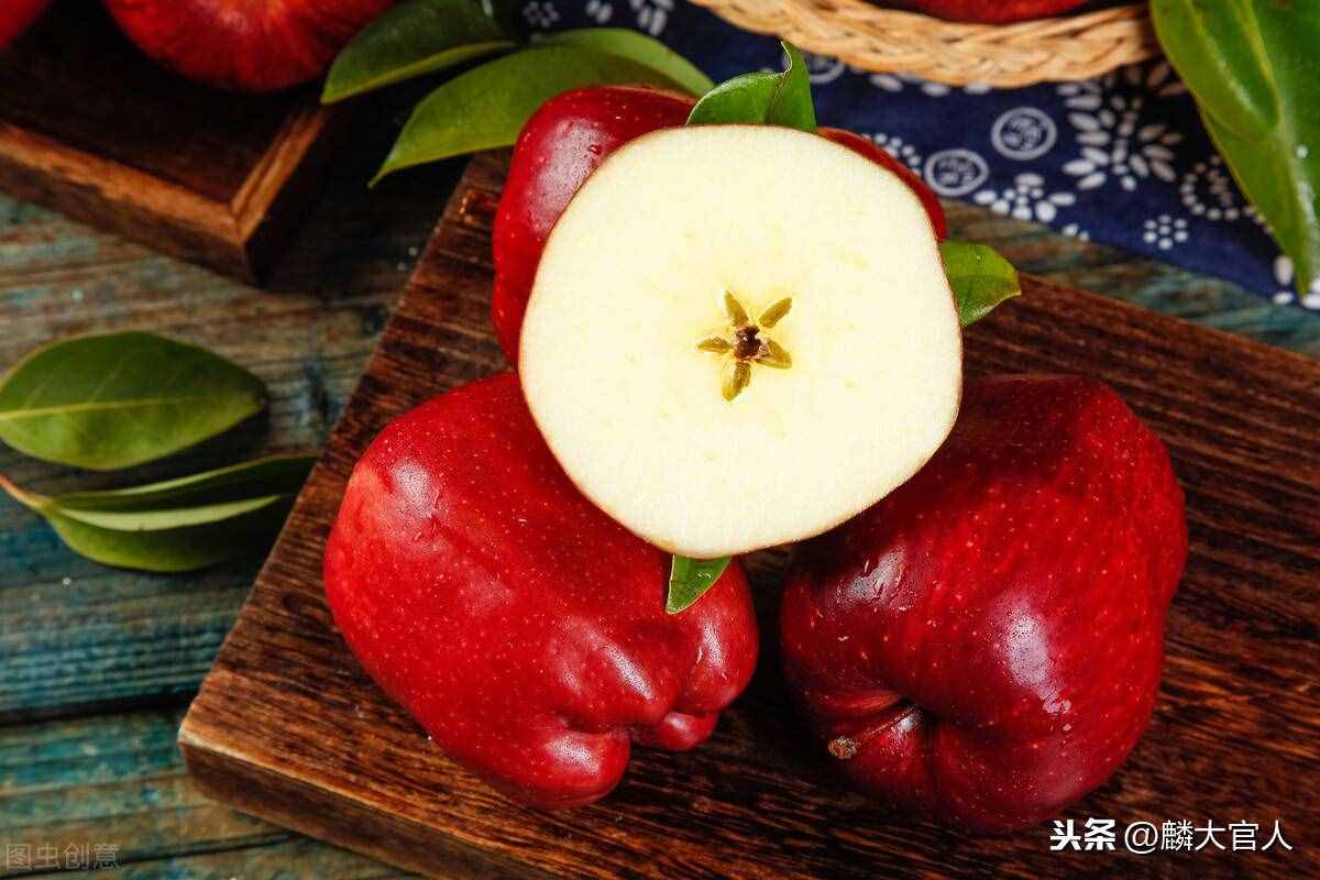 “蛇果”和“蘋果”有啥區(qū)別？營養(yǎng)不止差一點，學會可別再亂買了