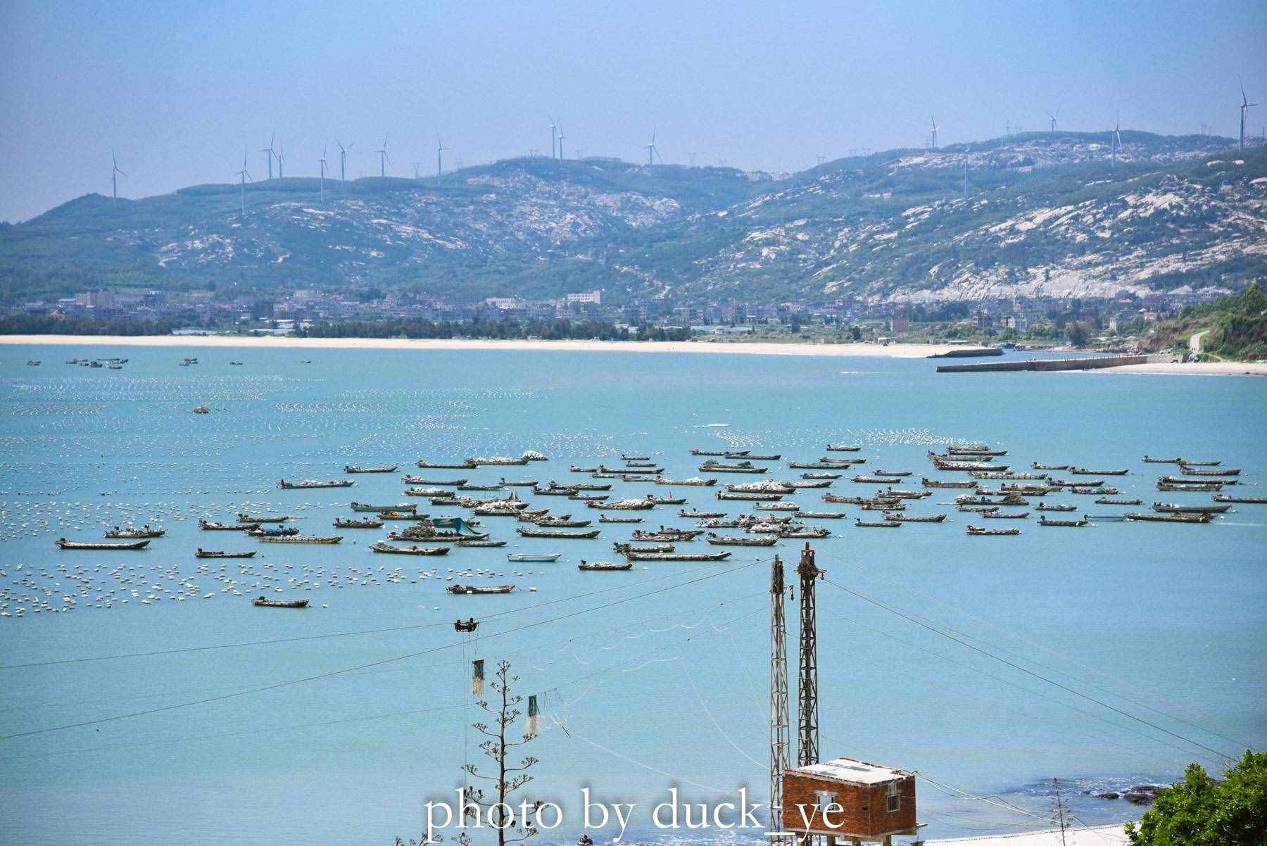 福建漳州有個“小墾丁”，燈塔、草地、無敵海景，美得不像話