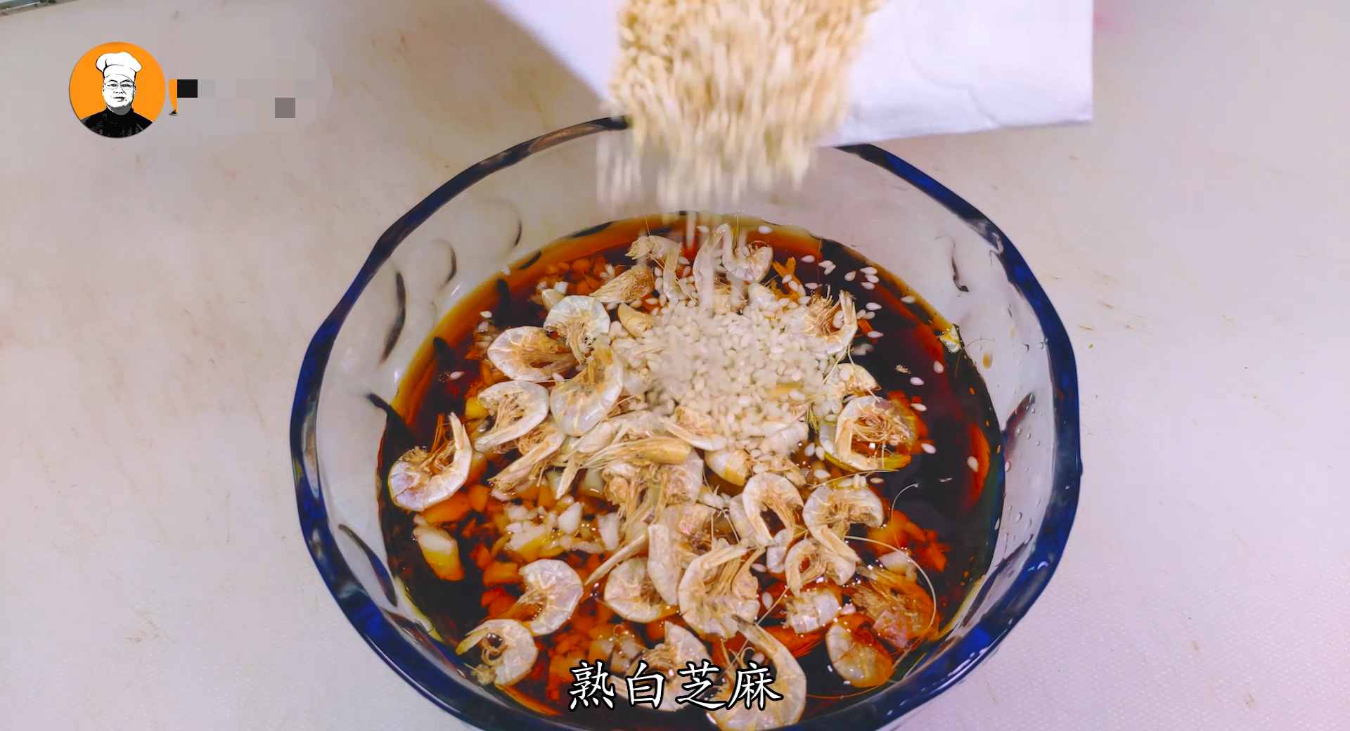 涼粉怎么做最好吃？涼拌料汁是關(guān)鍵，酸辣開胃，下飯必備