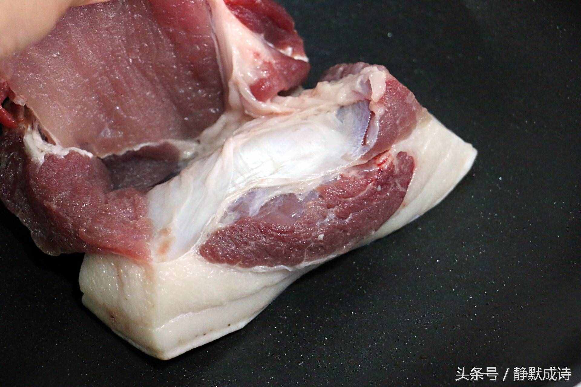 肉夾饃這樣做，肉香嫩多汁肥而不膩 、白饃松脆有嚼勁，實(shí)在太香