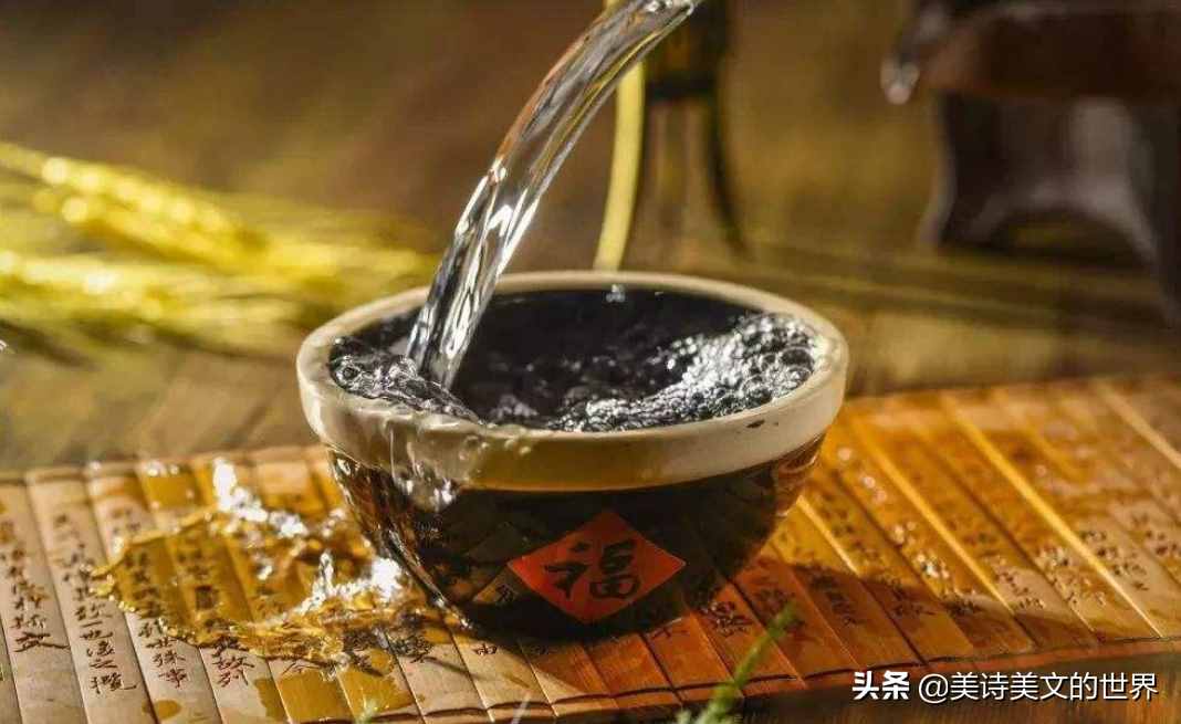 “酒逢知己千杯少，話不投機半句多”的后一句才是精華，很有道理