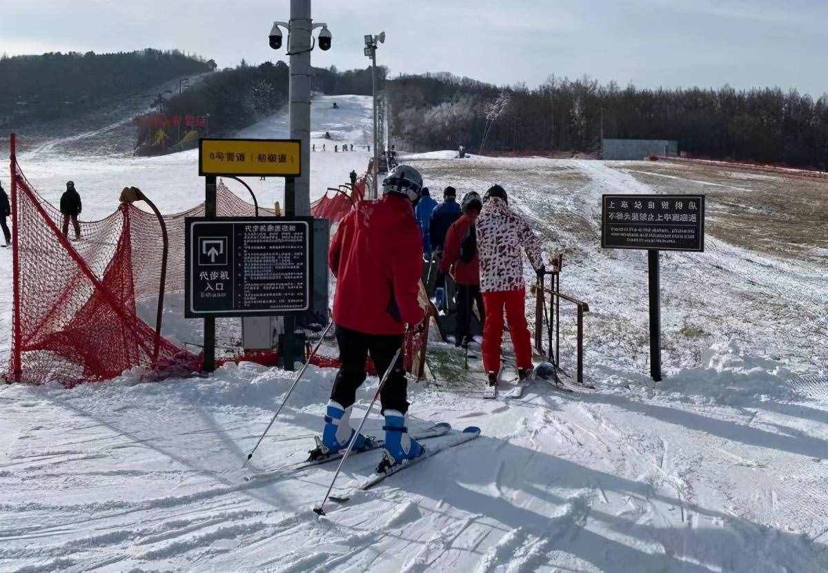 雪場都開了，走起