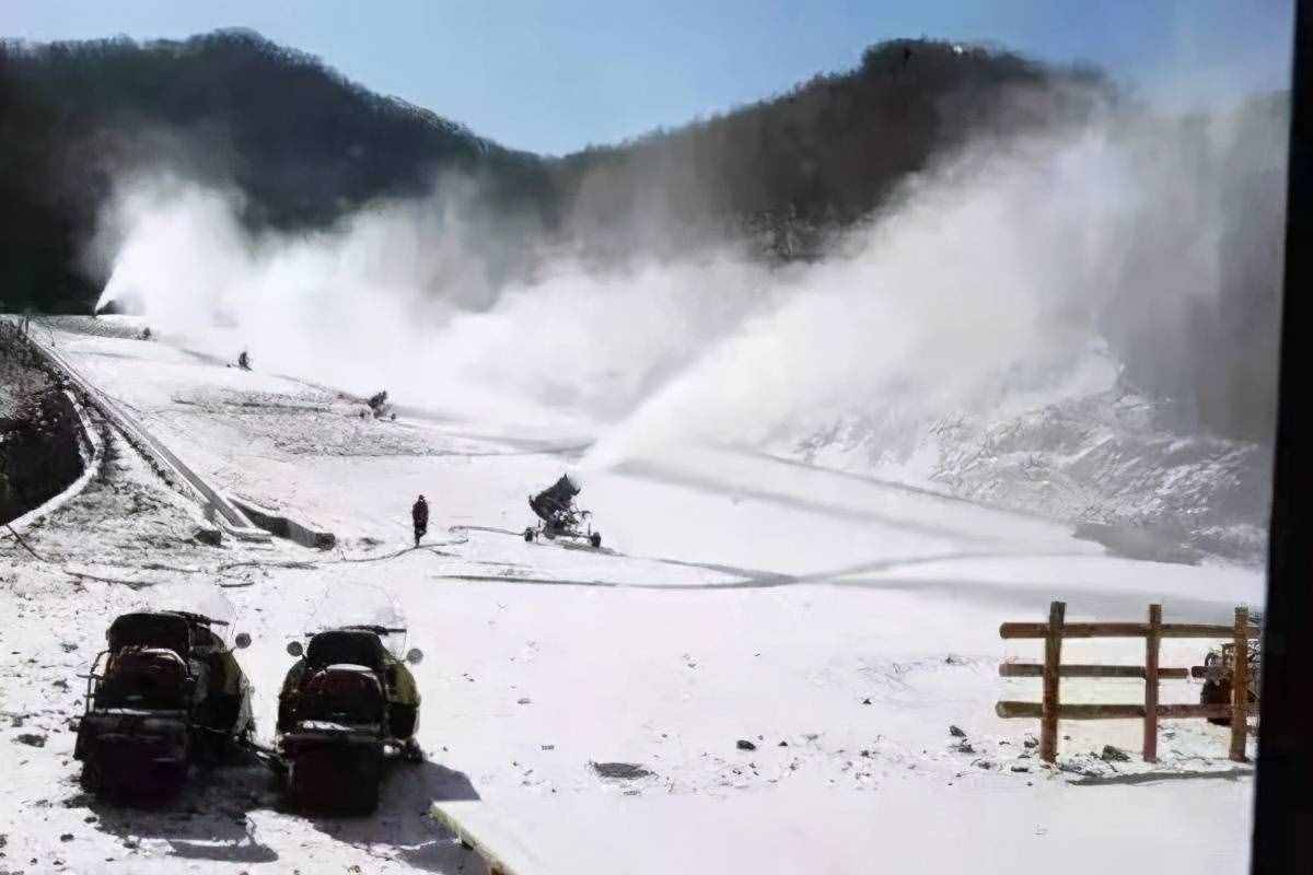 雪場都開了，走起