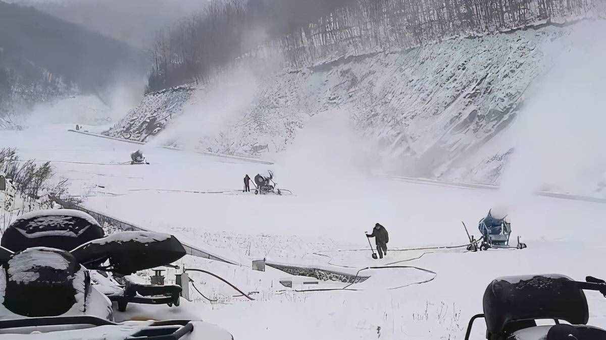 雪場都開了，走起